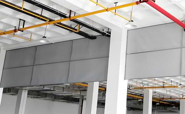 商场防烟分区常闭节点：碌曲挡烟垂壁高度与控制器接线图解